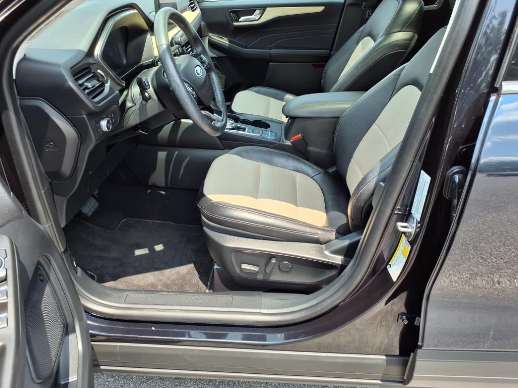 2021 Ford Escape Titanium