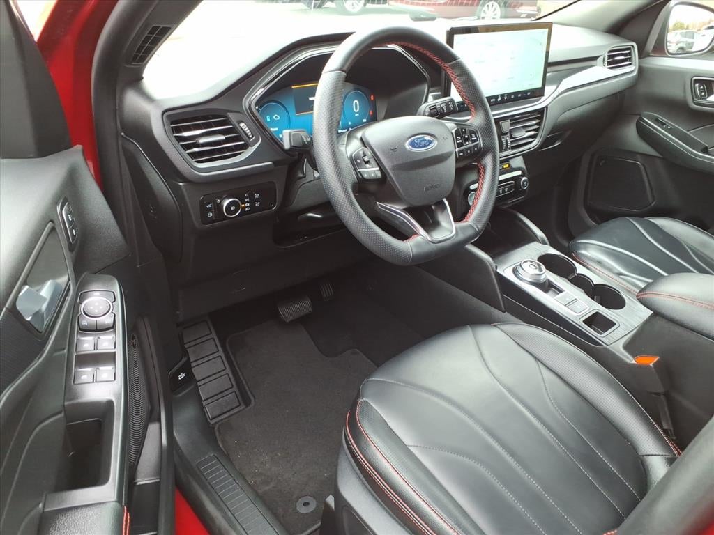 2025 Ford Escape Hybrid ST-Line Elite