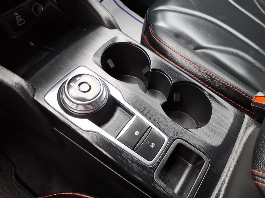 2025 Ford Escape Hybrid ST-Line Elite