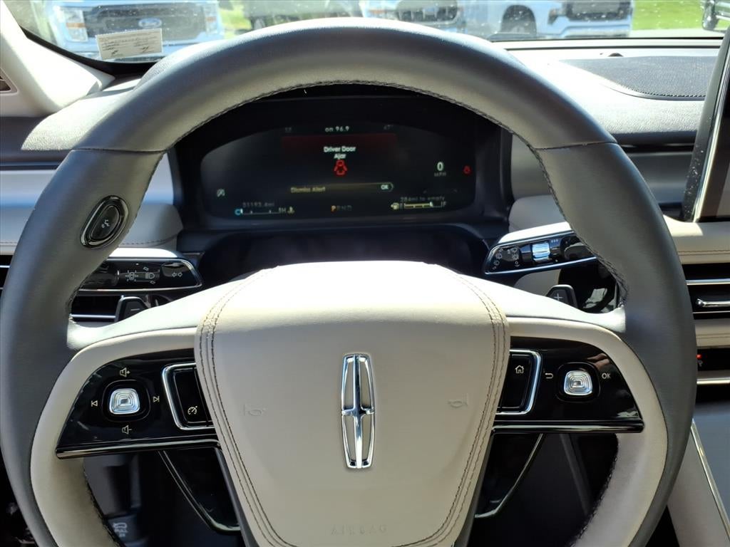 2023 Lincoln Aviator Standard