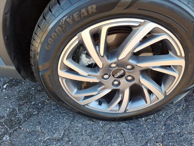 2023 Lincoln Corsair Standard