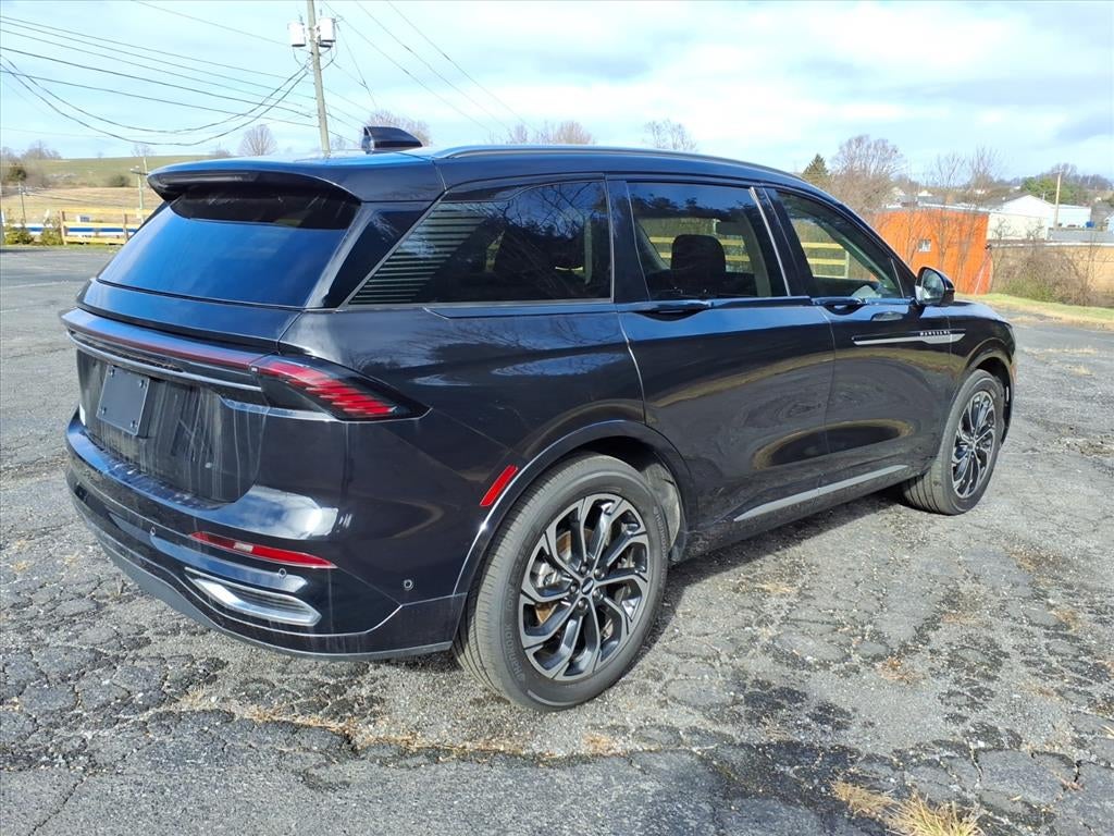 2024 Lincoln Nautilus Reserve