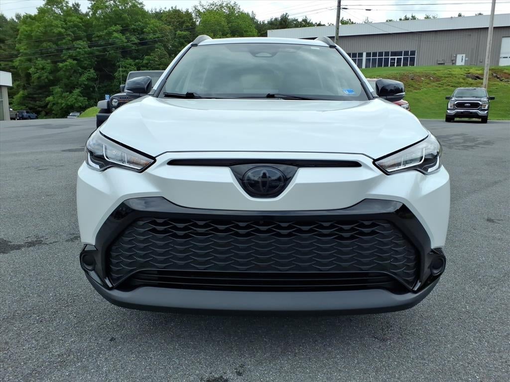 2025 Toyota Corolla Cross Hybrid SE
