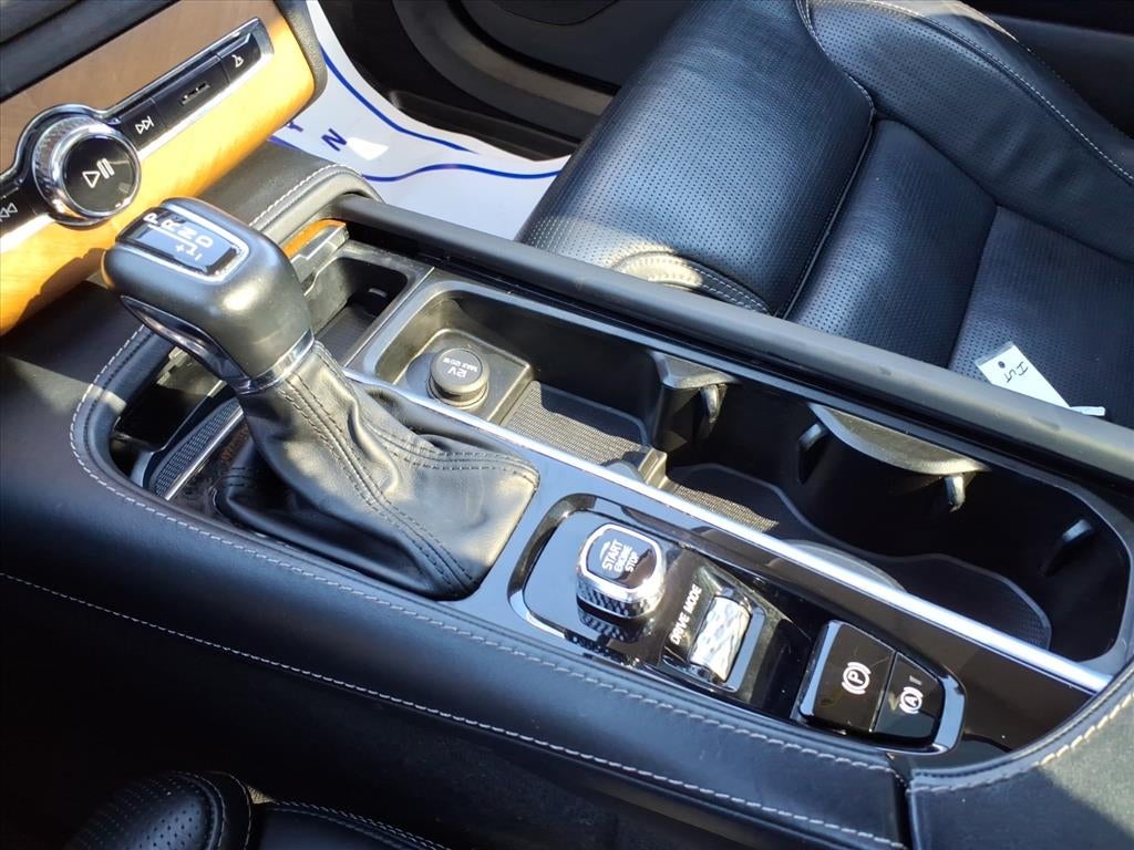 2019 Volvo XC90 T6 Inscription